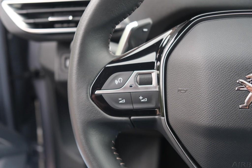 Peugeot 3008 1.6 HYbrid 180pk EAT8 Allure Pack Business - Achteruitrijcamera - Adaptieve cruise control - LED koplampen - Parkeersensoren - Keyless afbeelding 9
