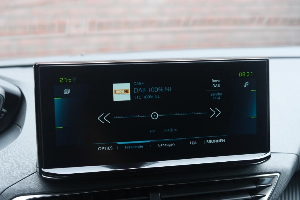 Peugeot 3008 1.6 HYbrid 180pk EAT8 Allure Pack Business - Achteruitrijcamera - Adaptieve cruise control - LED koplampen - Parkeersensoren - Keyless afbeelding 17