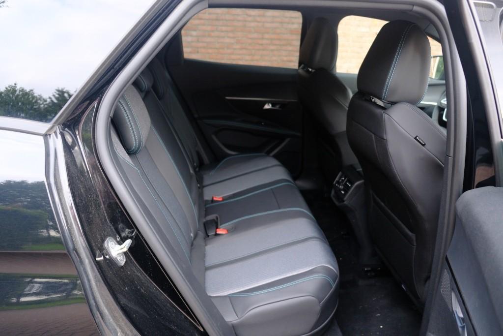 Peugeot 3008 1.6 HYbrid 180pk EAT8 Allure Pack Business - Achteruitrijcamera - Adaptieve cruise control - LED koplampen - Parkeersensoren - Keyless afbeelding 3