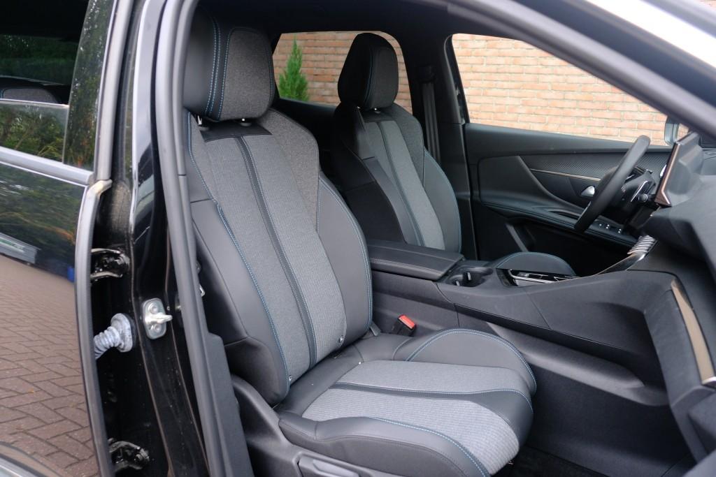 Peugeot 3008 1.6 HYbrid 180pk EAT8 Allure Pack Business - Achteruitrijcamera - Adaptieve cruise control - LED koplampen - Parkeersensoren - Keyless afbeelding 6