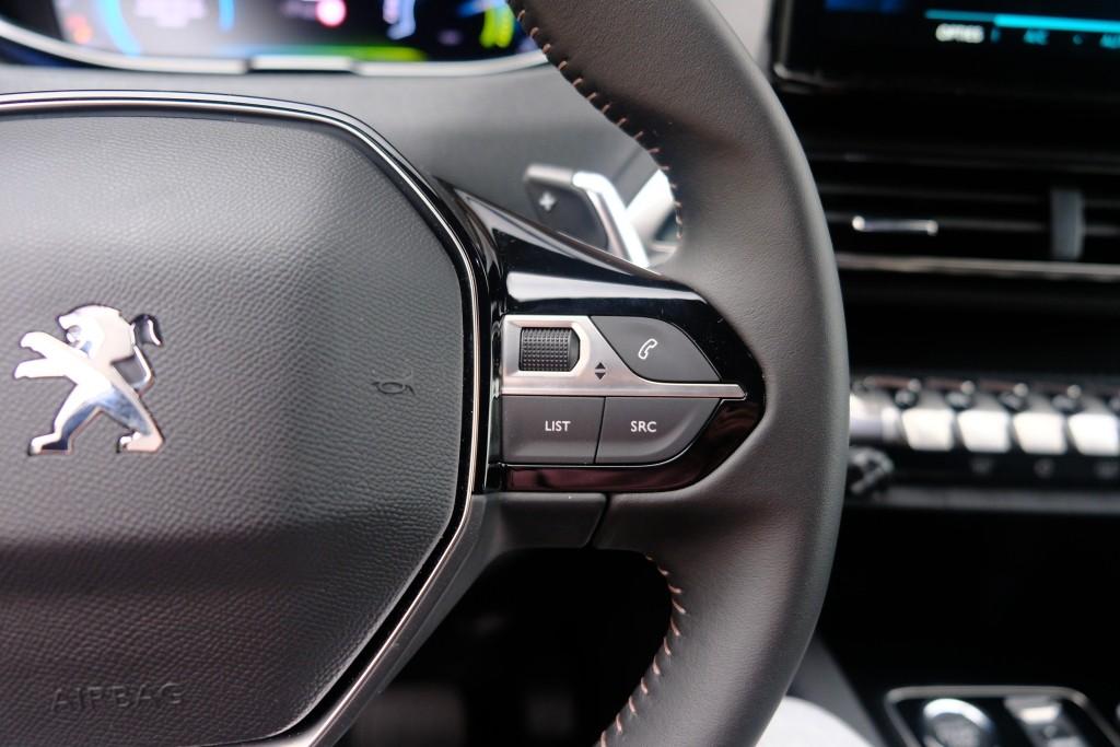 Peugeot 3008 1.6 HYbrid 180pk EAT8 Allure Pack Business - Achteruitrijcamera - Adaptieve cruise control - LED koplampen - Parkeersensoren - Keyless afbeelding 9