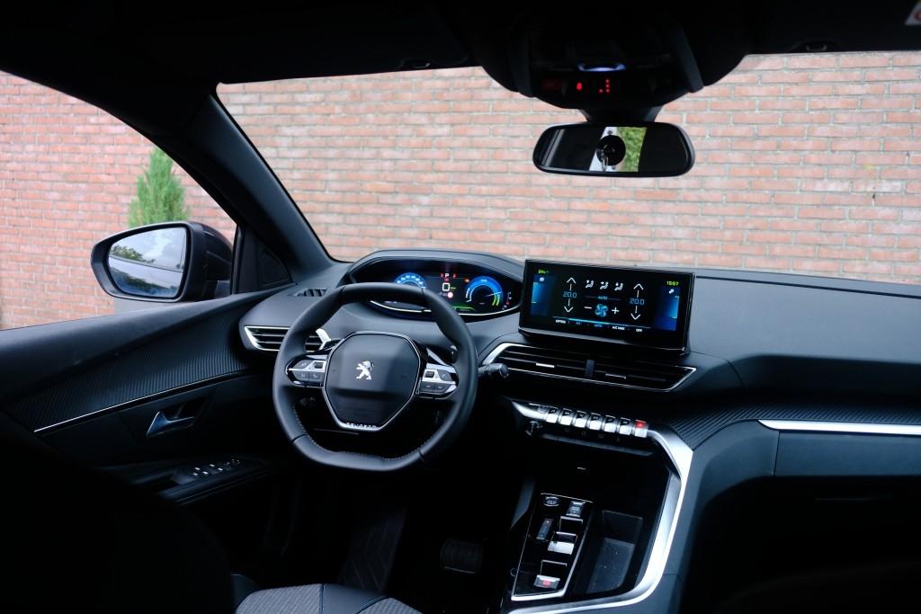 Peugeot 3008 1.6 HYbrid 180pk EAT8 Allure Pack Business - Achteruitrijcamera - Adaptieve cruise control - LED koplampen - Parkeersensoren - Keyless afbeelding 11