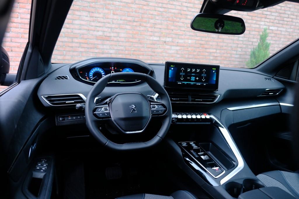 Peugeot 3008 1.6 HYbrid 180pk EAT8 Allure Pack Business - Achteruitrijcamera - Adaptieve cruise control - LED koplampen - Parkeersensoren - Keyless afbeelding 13