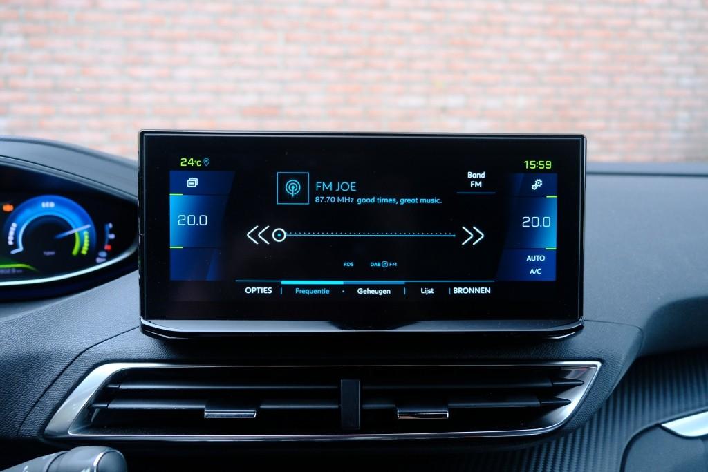 Peugeot 3008 1.6 HYbrid 180pk EAT8 Allure Pack Business - Achteruitrijcamera - Adaptieve cruise control - LED koplampen - Parkeersensoren - Keyless afbeelding 15