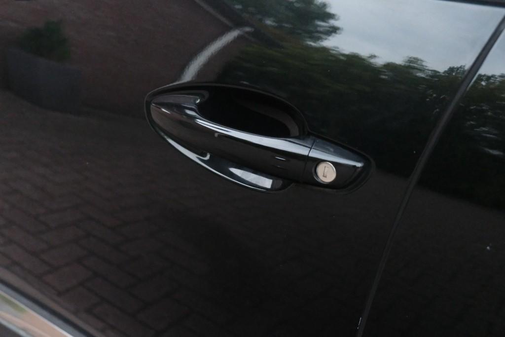 Peugeot 3008 1.6 HYbrid 180pk EAT8 Allure Pack Business - Achteruitrijcamera - Adaptieve cruise control - LED koplampen - Parkeersensoren - Keyless afbeelding 23