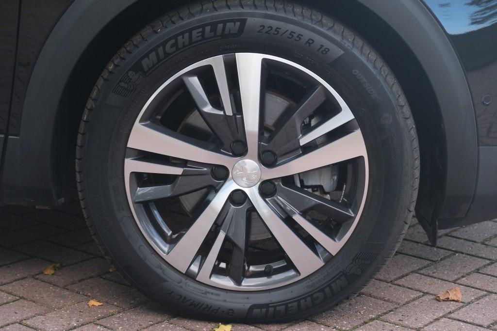 Peugeot 3008 1.6 HYbrid 180pk EAT8 Allure Pack Business - Achteruitrijcamera - Adaptieve cruise control - LED koplampen - Parkeersensoren - Keyless afbeelding 30