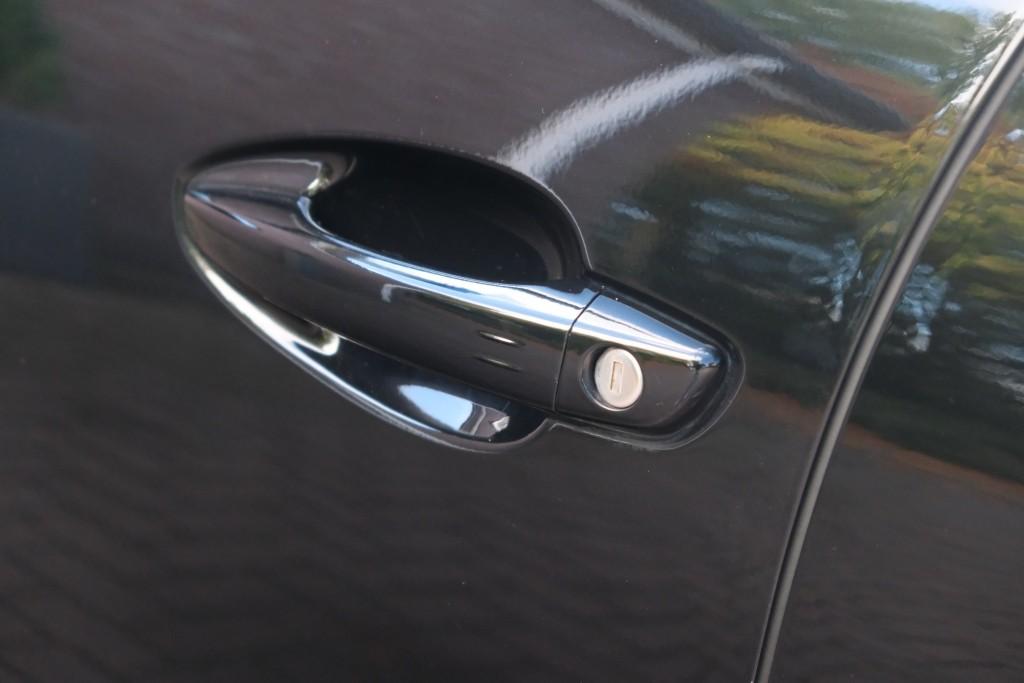 Peugeot 3008 1.6 HYbrid 180pk EAT8 Allure Pack Business - Achteruitrijcamera - Adaptieve cruise control - LED koplampen - Parkeersensoren - Keyless afbeelding 28