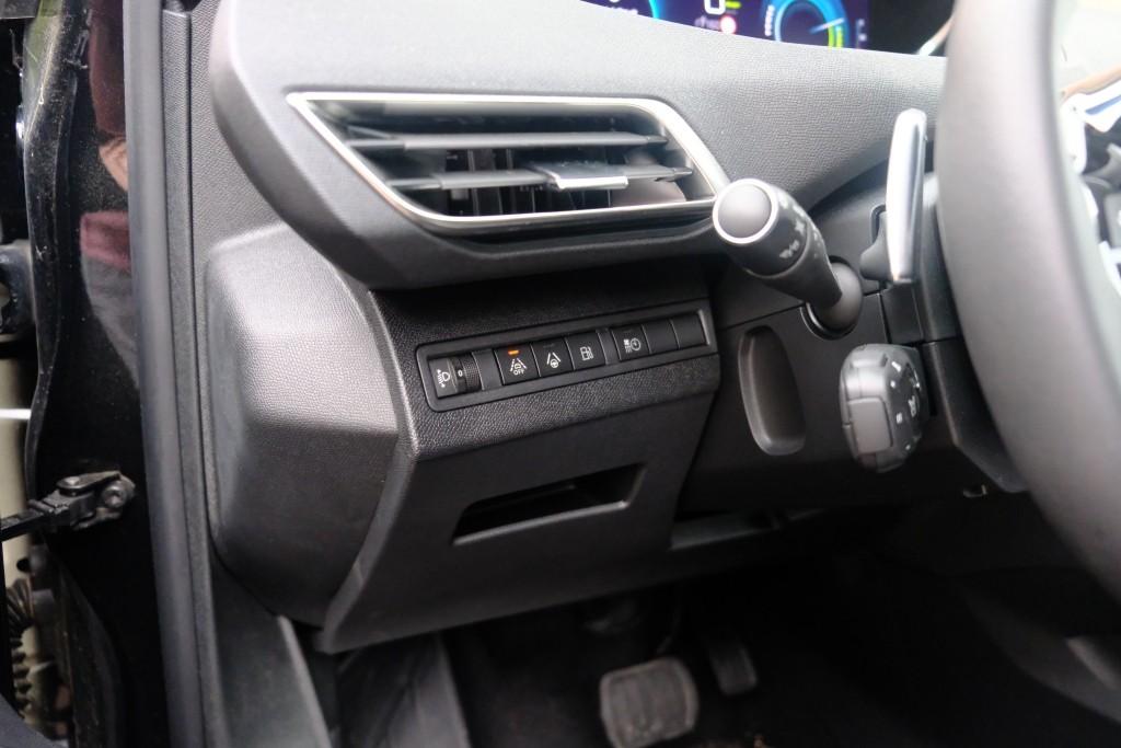 Peugeot 3008 1.6 HYbrid 180pk EAT8 Allure Pack Business - Achteruitrijcamera - Adaptieve cruise control - LED koplampen - Parkeersensoren - Keyless afbeelding 22