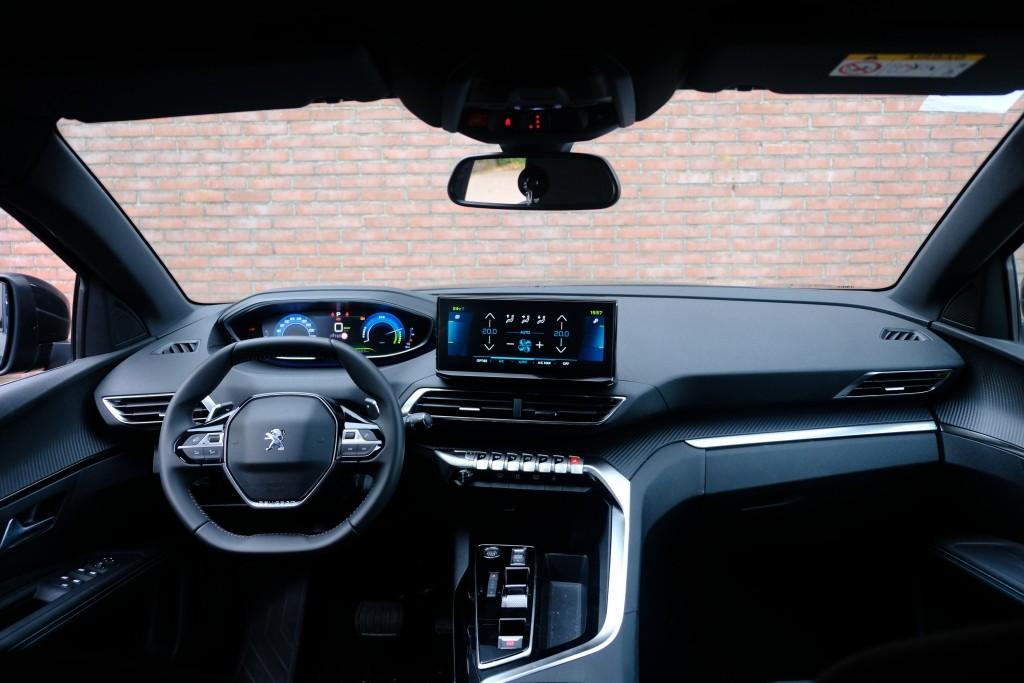 Peugeot 3008 1.6 HYbrid 180pk EAT8 Allure Pack Business - Achteruitrijcamera - Adaptieve cruise control - LED koplampen - Parkeersensoren - Keyless afbeelding 7