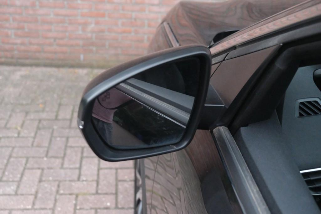 Peugeot 3008 1.6 HYbrid 180pk EAT8 Allure Pack Business - Achteruitrijcamera - Adaptieve cruise control - LED koplampen - Parkeersensoren - Keyless afbeelding 23