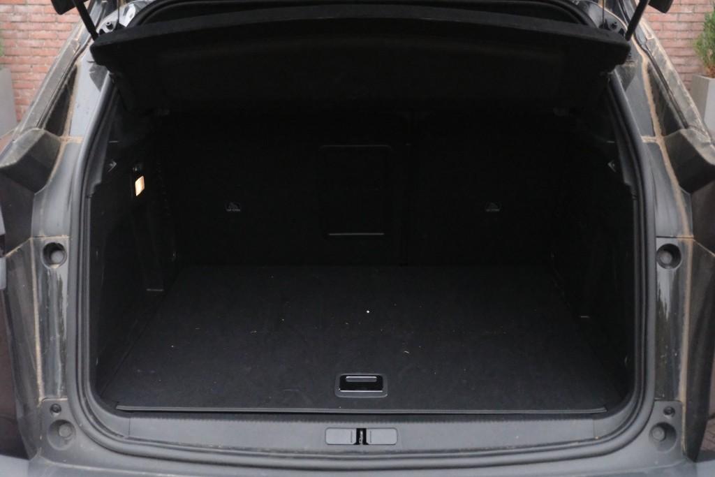 Peugeot 3008 1.6 HYbrid 180pk EAT8 Allure Pack Business - Achteruitrijcamera - Adaptieve cruise control - LED koplampen - Parkeersensoren - Keyless afbeelding 28