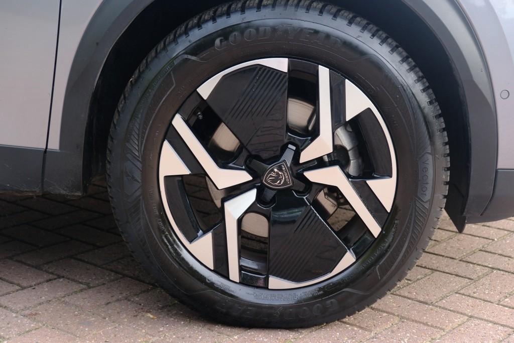 Peugeot 2008 1.2 Hybrid 145pk e-DCS6 Allure - Adaptive cruise - Camera voor en achter - Dodehoek detectie - Climate control - Parkeersensoren afbeelding 26