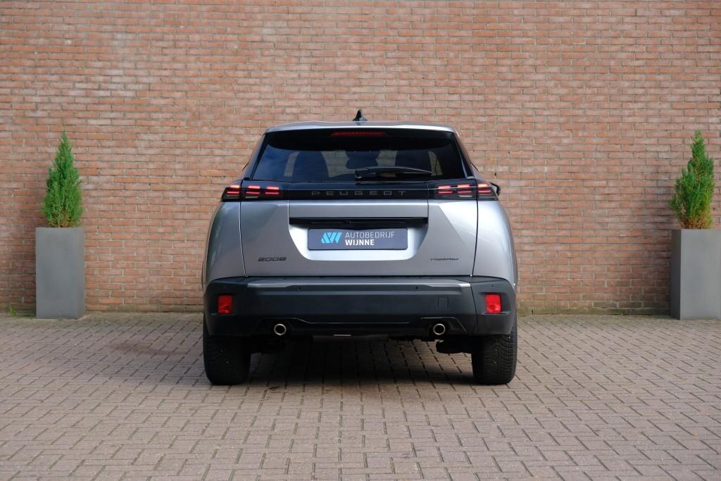 Peugeot 2008 1.2 Hybrid 145pk e-DCS6 Allure - Adaptive cruise - Camera voor en achter - Dodehoek detectie - Climate control - Parkeersensoren afbeelding 30