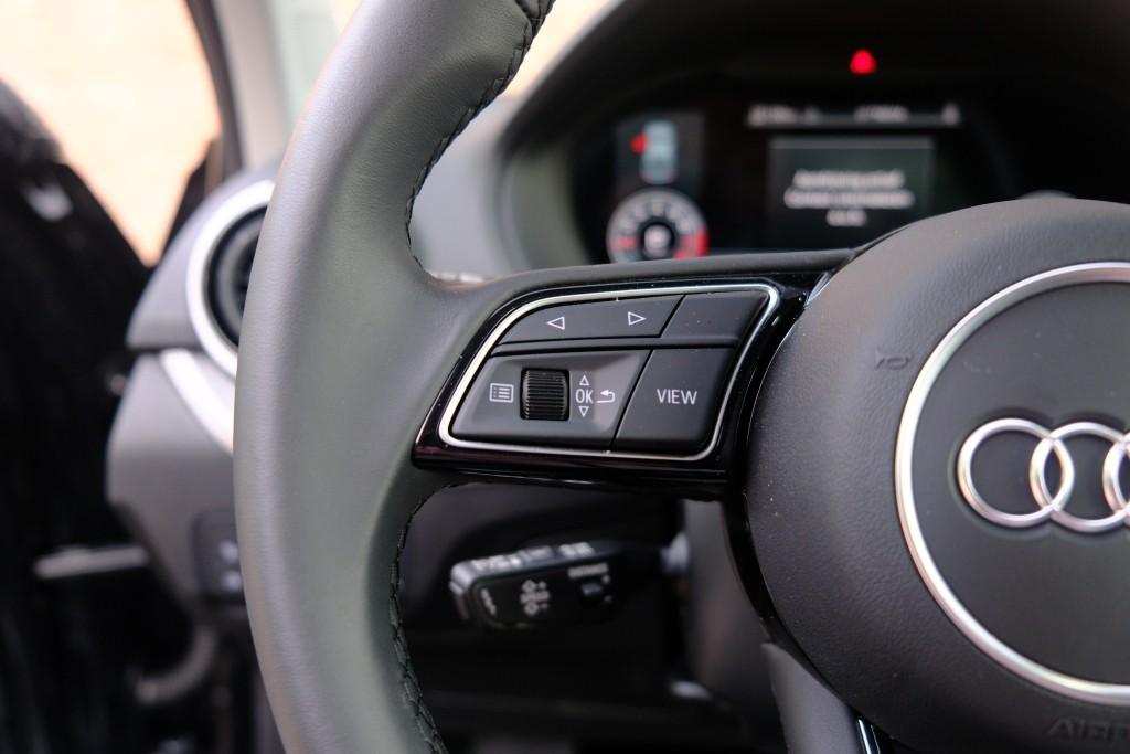Audi Q2 35 TFSi 150pk S-Tronic S Edition - App Connect - Adaptive Cruise - Camera - Matrix LED - Keyless - Elektrische klep - Stoelverwarming afbeelding 9