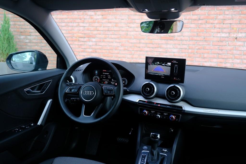 Audi Q2 35 TFSi 150pk S-Tronic S Edition - App Connect - Adaptive Cruise - Camera - Matrix LED - Keyless - Elektrische klep - Stoelverwarming afbeelding 13