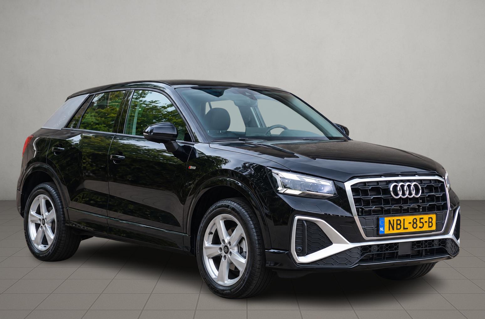 Audi Q2 35 TFSi 150pk S-Tronic S Edition - App Connect - Adaptive Cruise - Camera - Matrix LED - Keyless - Elektrische klep - Stoelverwarming afbeelding 1