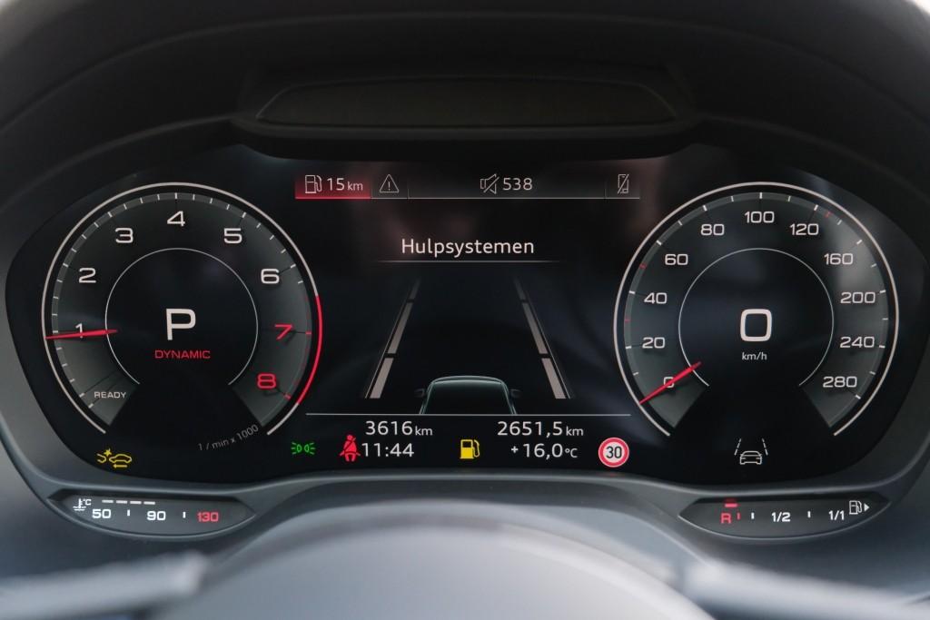 Audi Q2 35 TFSi 150pk S-Tronic S Edition - App Connect - Adaptive Cruise - Camera - Matrix LED - Keyless - Elektrische klep - Stoelverwarming afbeelding 12