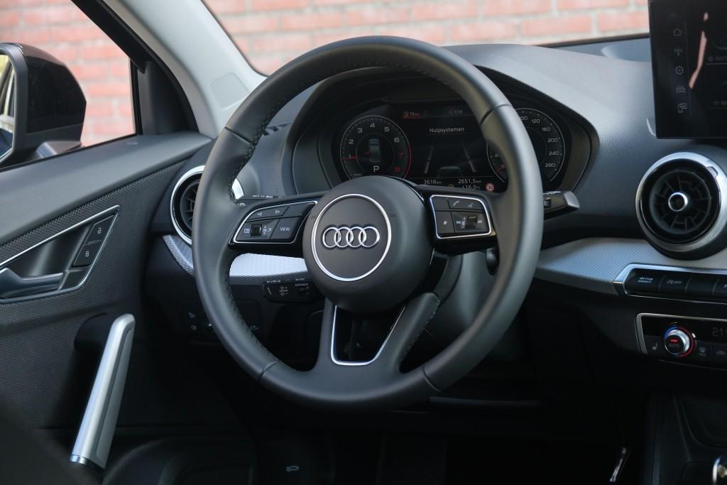 Audi Q2 35 TFSi 150pk S-Tronic S Edition - App Connect - Adaptive Cruise - Camera - Matrix LED - Keyless - Elektrische klep - Stoelverwarming afbeelding 13