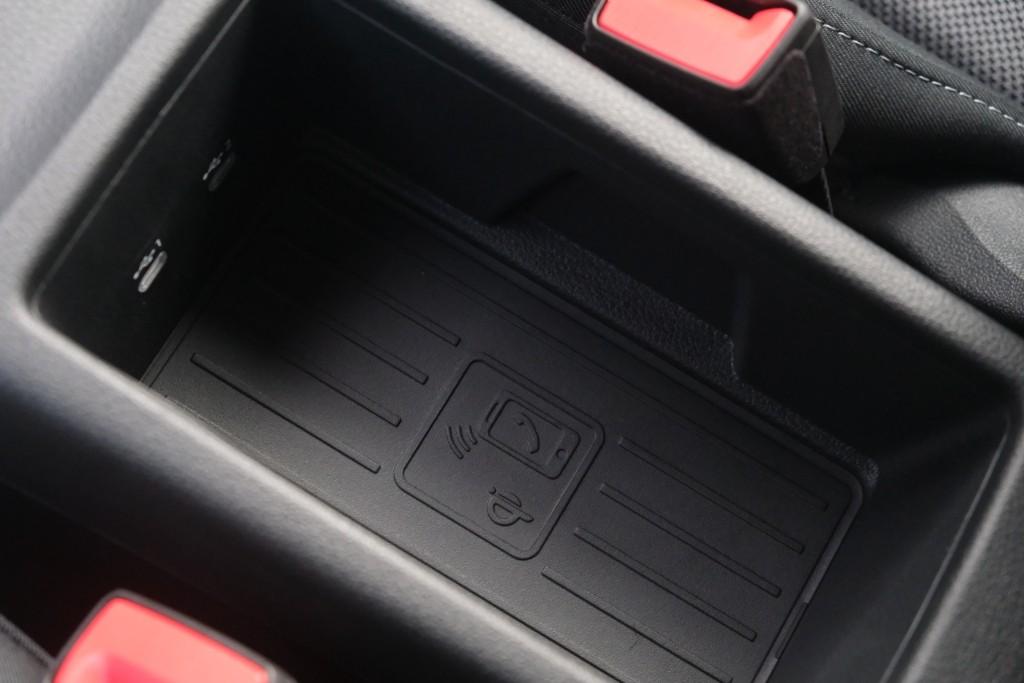 Audi Q2 35 TFSi 150pk S-Tronic S Edition - App Connect - Adaptive Cruise - Camera - Matrix LED - Keyless - Elektrische klep - Stoelverwarming afbeelding 27