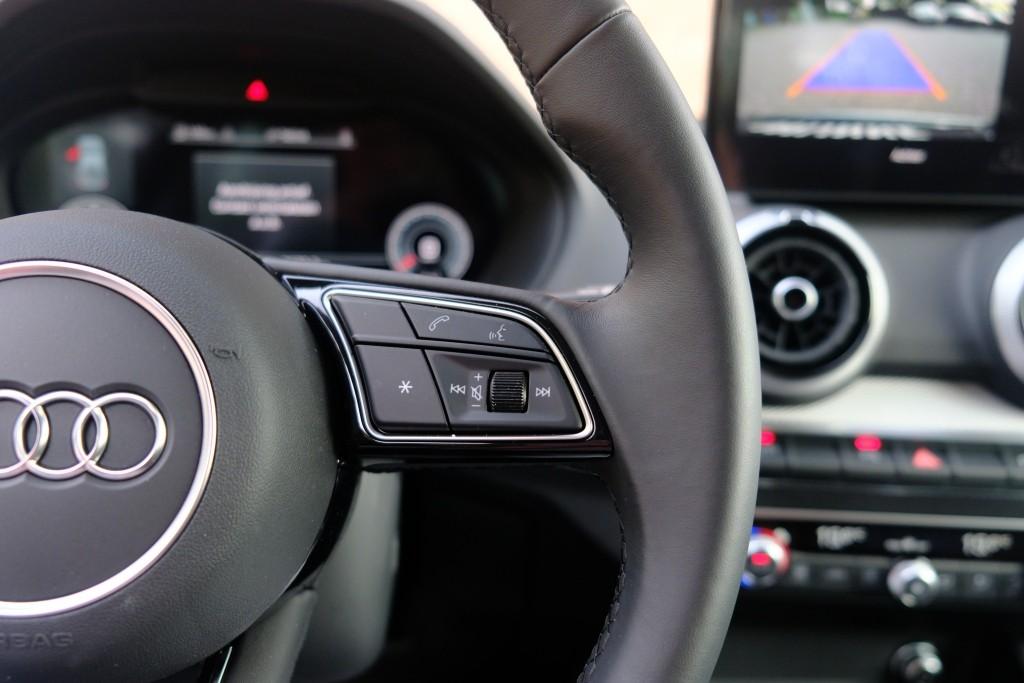 Audi Q2 35 TFSi 150pk S-Tronic S Edition - App Connect - Adaptive Cruise - Camera - Matrix LED - Keyless - Elektrische klep - Stoelverwarming afbeelding 9