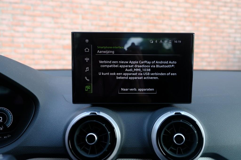 Audi Q2 35 TFSi 150pk S-Tronic S Edition - App Connect - Adaptive Cruise - Camera - Matrix LED - Keyless - Elektrische klep - Stoelverwarming afbeelding 16