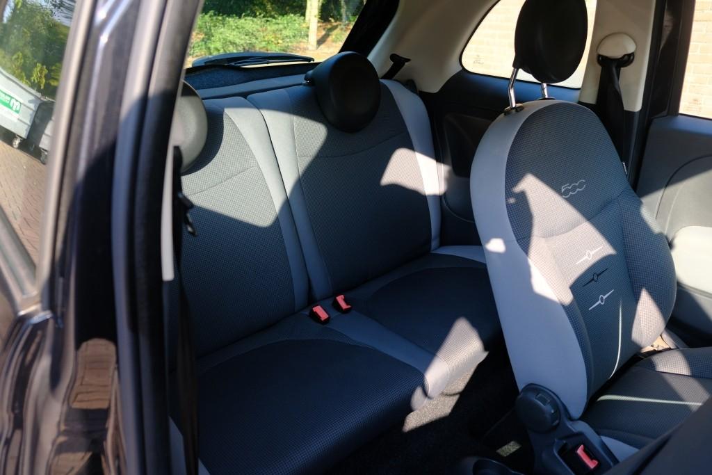 Fiat 500 0.9 TwinAir Turbo 80pk Easy - Airco - Bluetooth - - All-Season banden - Elektrische ramen afbeelding 3
