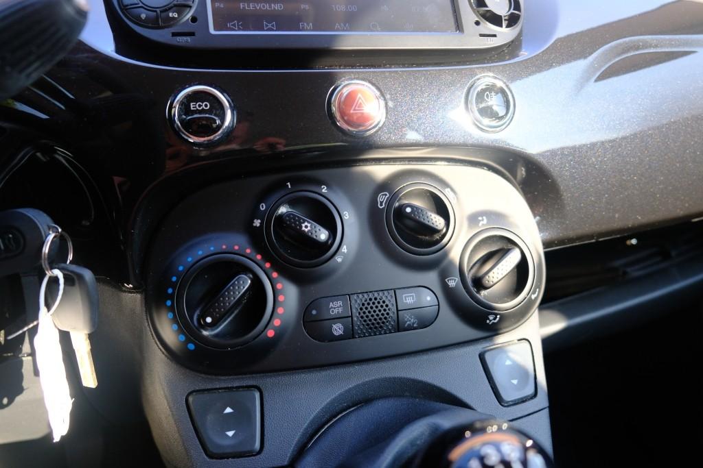 Fiat 500 0.9 TwinAir Turbo 80pk Easy - Airco - Bluetooth - - All-Season banden - Elektrische ramen afbeelding 14