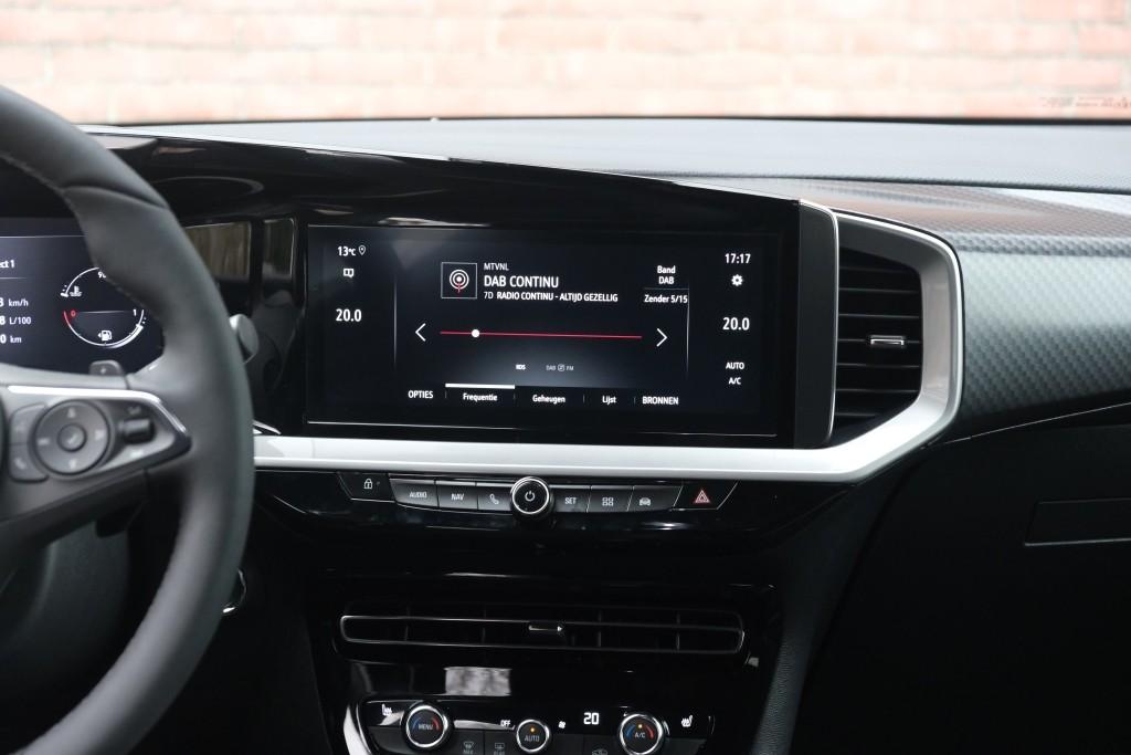 Opel Mokka 1.2 Turbo 130pk EAT8 Ultimate - Adaptieve cruise - Achteruitrijcamera - Apple CarPlay - Keyless - Dodehoekdetectie - Parkeersensoren - Winter pakket afbeelding 14
