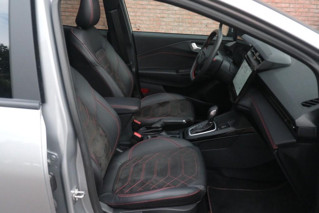 Ford Puma 1.0 EcoBoost Hybrid 155pk Aut. ST-Line X - Panoramadak - 360° camera - Adaptive Cruise - Elektrische achterklep - Matrix LED - Winter Pack afbeelding 4