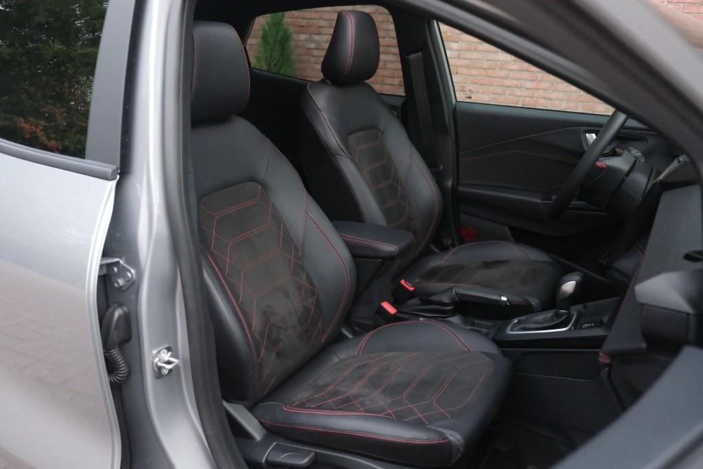 Ford Puma 1.0 EcoBoost Hybrid 155pk Aut. ST-Line X - Panoramadak - 360° camera - Adaptive Cruise - Elektrische achterklep - Matrix LED - Winter Pack afbeelding 5