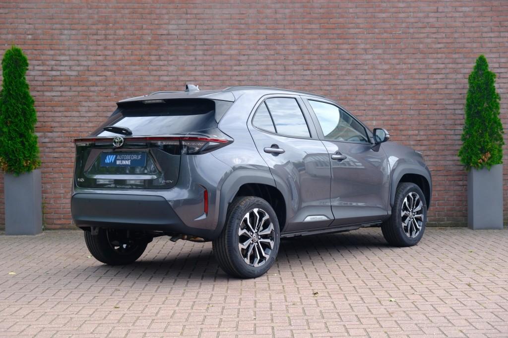 Toyota Yaris Cross 1.5 Hybrid 115pk CVT Dynamic - Achteruitrijcamera - Apple CarPlay - Climate control - Keyless - LED-koplampen - Parkeersensoren - Stoelverwarming - Dodehoekdetectie afbeelding 30