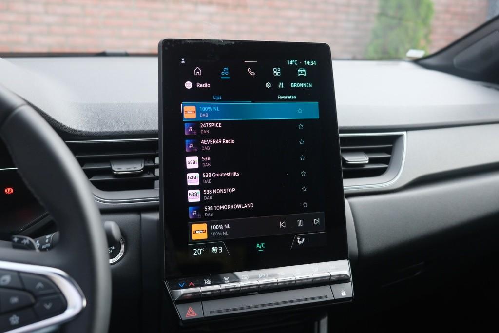 Renault Captur 1.8 E-Tech full hybrid 160pk EDC techno - Navigatiesysteem - Apple CarPlay - Adaptieve cruise - Full LED - Achteruitrijcamera - Keyless - Dodehoekdetectie - Stoel en stuurverwarming afbeelding 14