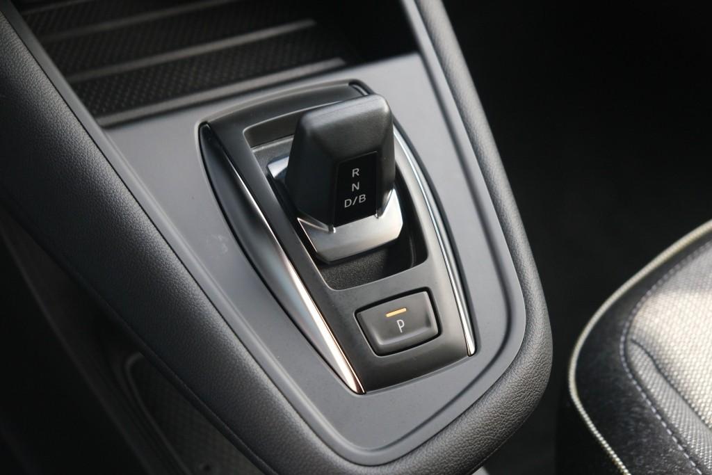 Renault Captur 1.8 E-Tech full hybrid 160pk EDC techno - Navigatiesysteem - Apple CarPlay - Adaptieve cruise - Full LED - Achteruitrijcamera - Keyless - Dodehoekdetectie - Stoel en stuurverwarming afbeelding 19