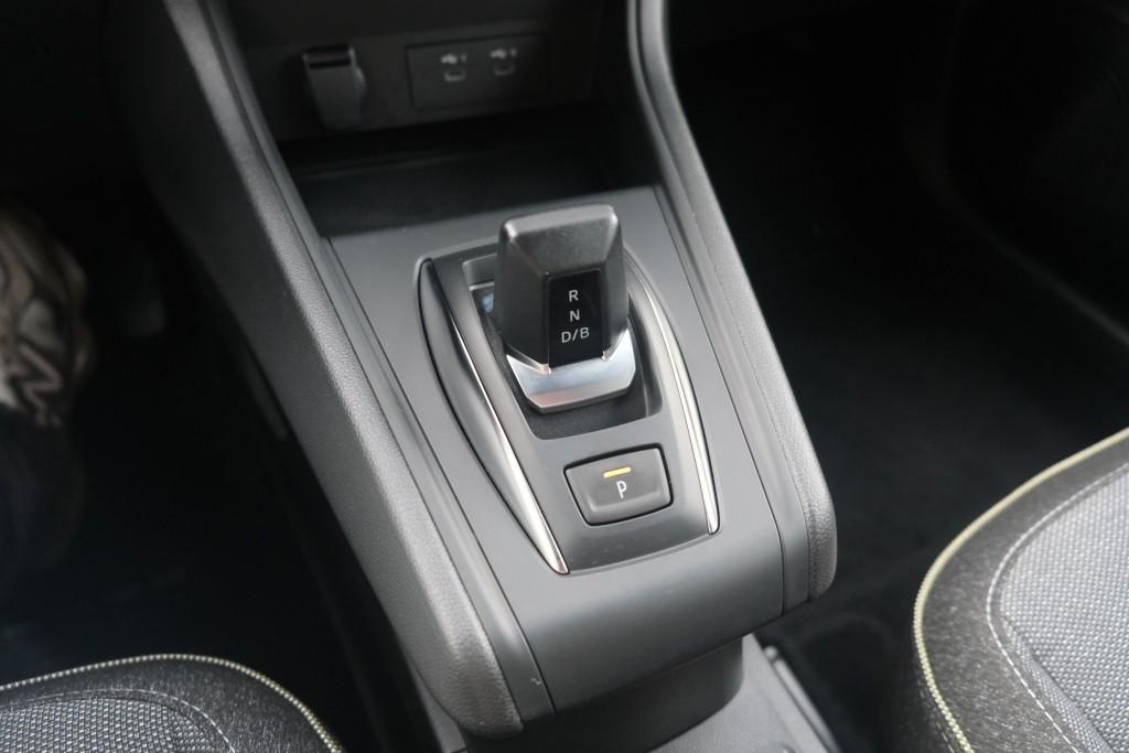 Renault Captur 1.8 E-Tech full hybrid 160pk EDC techno - Navigatiesysteem - Apple CarPlay - Adaptieve cruise - Full LED - Achteruitrijcamera - Keyless - Stoel en stuurverwarming afbeelding 22