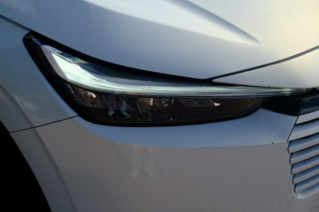 Honda HR-V 1.5 e:HEV 131pk CVT Elegance - Adaptieve cruise - Achteruitrijcamera - Apple CarPlay - Keyless - Stoelverwarming - Parkeersensoren afbeelding 2