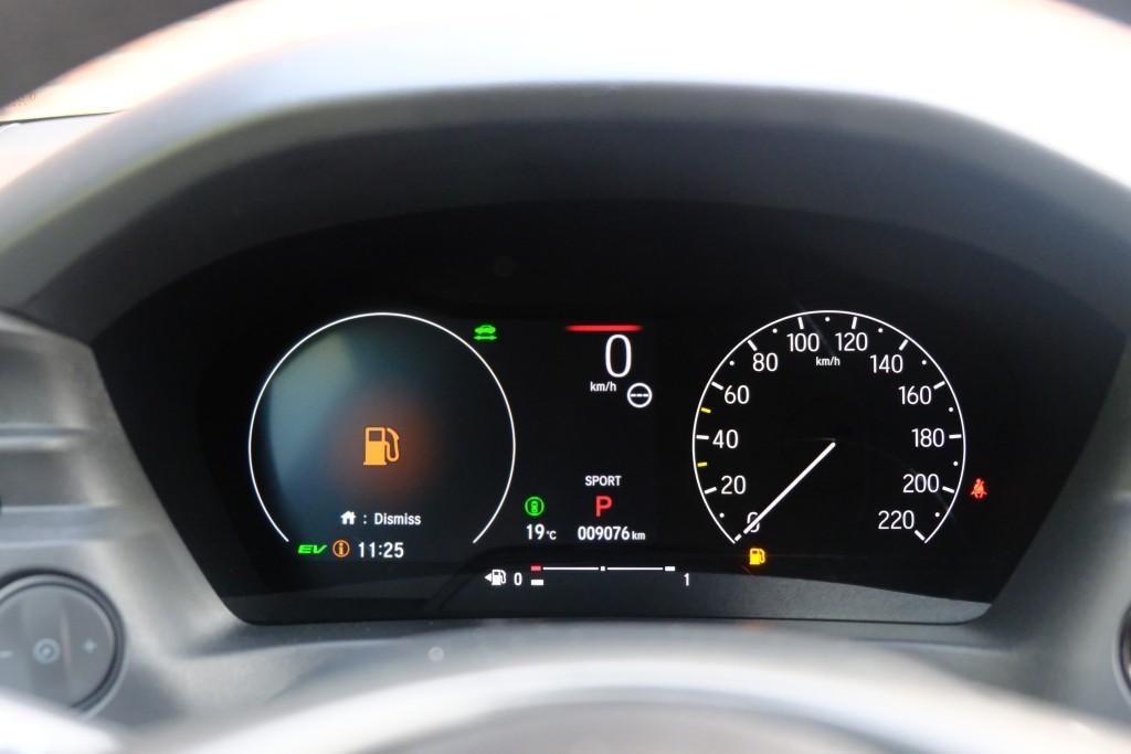 Honda HR-V 1.5 e:HEV 131pk CVT Elegance - Adaptieve cruise - Achteruitrijcamera - Apple CarPlay - Keyless - Stoelverwarming - Parkeersensoren afbeelding 11