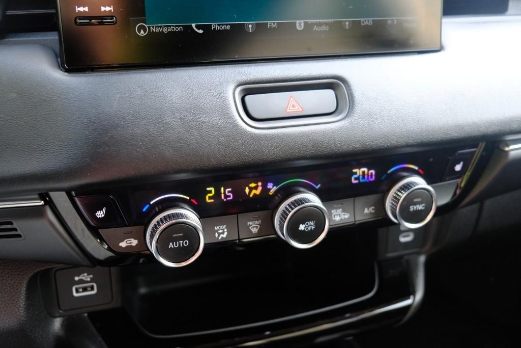 Honda HR-V 1.5 e:HEV 131pk CVT Elegance - Adaptieve cruise - Achteruitrijcamera - Apple CarPlay - Keyless - Stoelverwarming - Parkeersensoren afbeelding 22