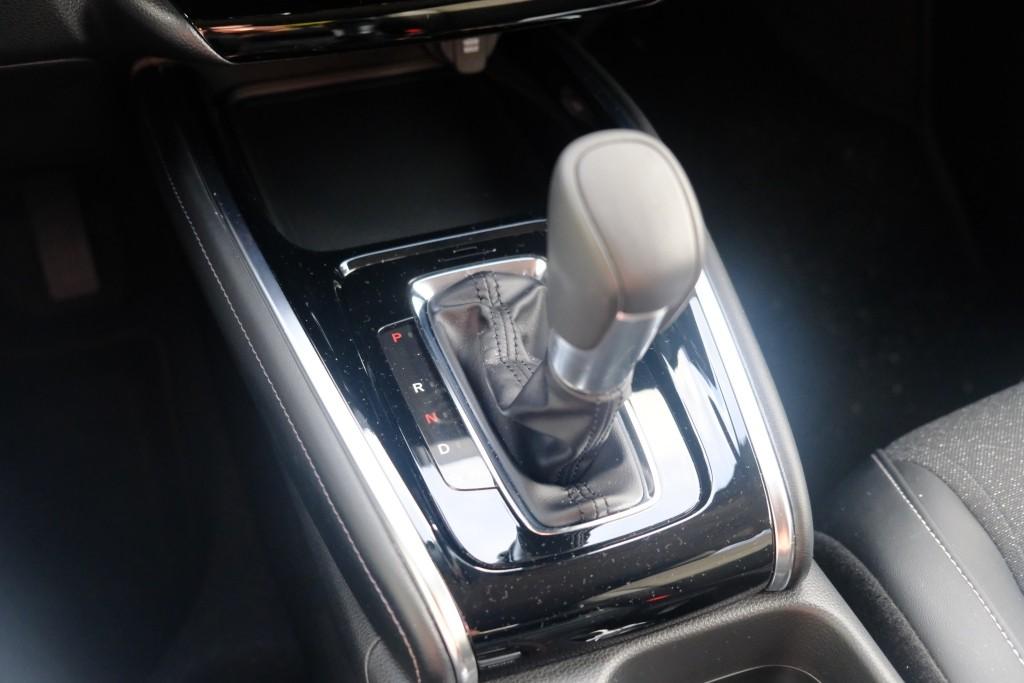 Honda HR-V 1.5 e:HEV 131pk CVT Elegance - Adaptieve cruise - Achteruitrijcamera - Apple CarPlay - Keyless - Stoelverwarming - Parkeersensoren afbeelding 24