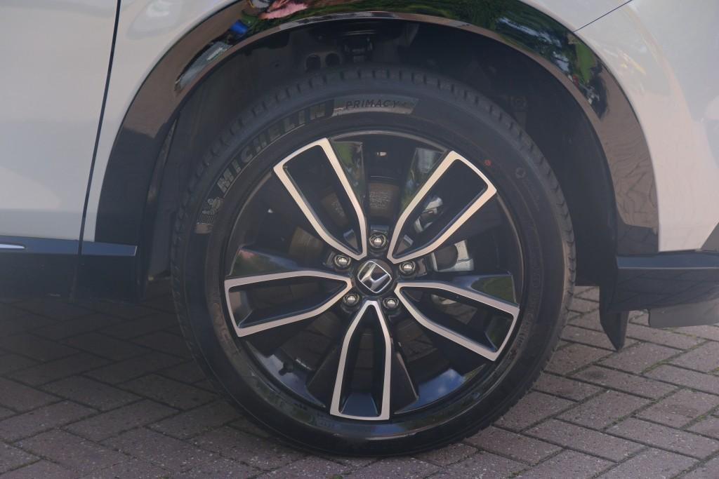 Honda HR-V 1.5 e:HEV 131pk CVT Elegance - Adaptieve cruise - Achteruitrijcamera - Apple CarPlay - Keyless - Stoelverwarming - Parkeersensoren afbeelding 30