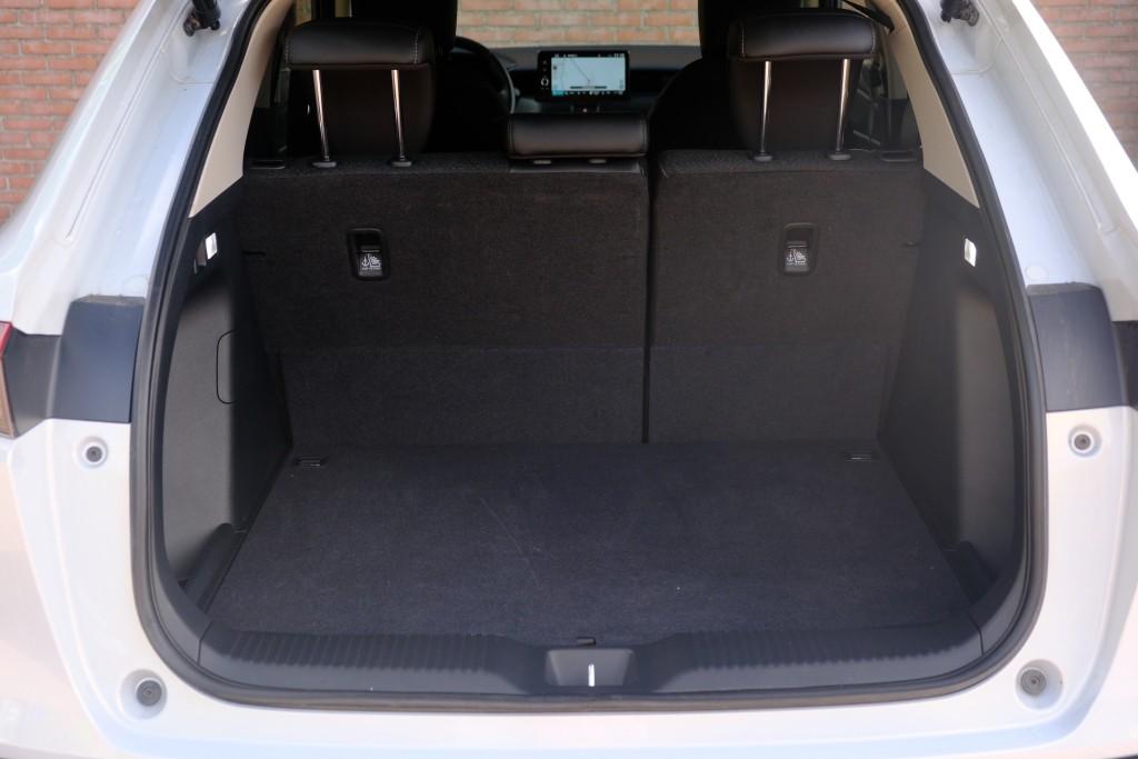 Honda HR-V 1.5 e:HEV 131pk CVT Elegance - Adaptieve cruise - Achteruitrijcamera - Apple CarPlay - Keyless - Stoelverwarming - Parkeersensoren afbeelding 33