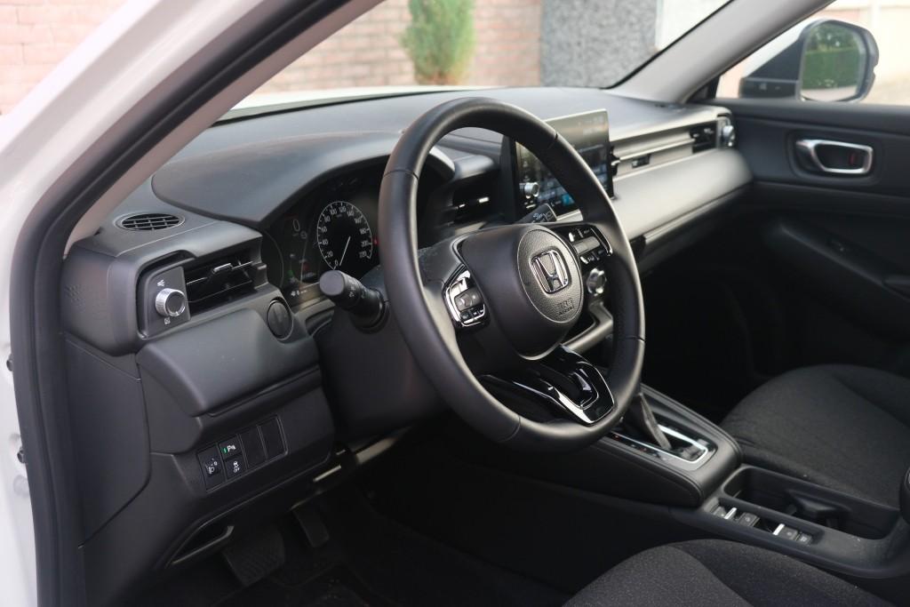 Honda HR-V 1.5 e:HEV 131pk CVT Elegance - Adaptieve cruise - Achteruitrijcamera - Apple CarPlay - Keyless - Stoelverwarming - Parkeersensoren afbeelding 8