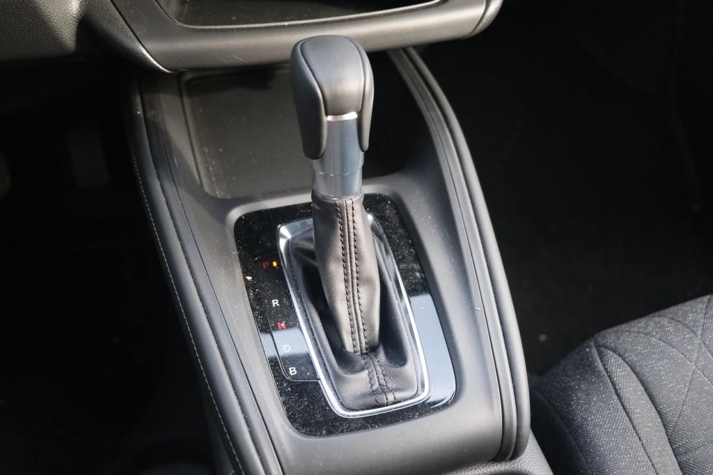 Honda HR-V 1.5 e:HEV 131pk CVT Elegance - Adaptieve cruise - Achteruitrijcamera - Apple CarPlay - Keyless - Stoelverwarming - Parkeersensoren afbeelding 20