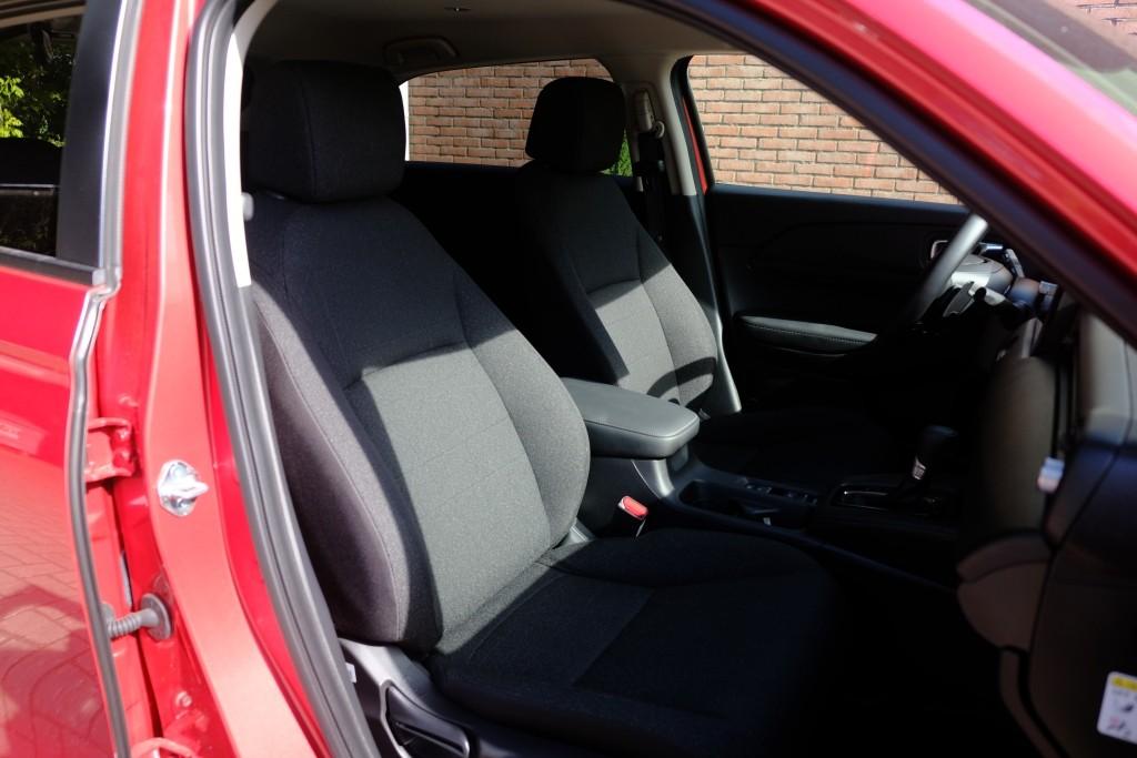 Honda HR-V 1.5 e:HEV 131pk CVT Elegance - Adaptieve cruise - Achteruitrijcamera - Apple CarPlay - Keyless - Stoelverwarming - Parkeersensoren afbeelding 6