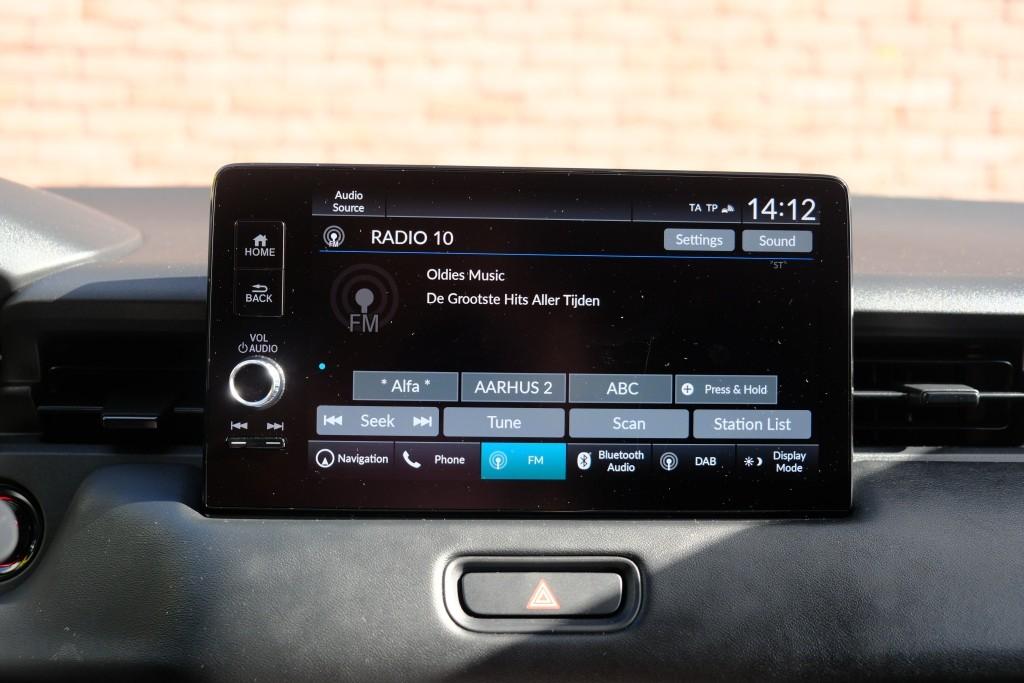 Honda HR-V 1.5 e:HEV 131pk CVT Elegance - Adaptieve cruise - Achteruitrijcamera - Apple CarPlay - Keyless - Stoelverwarming - Parkeersensoren afbeelding 16