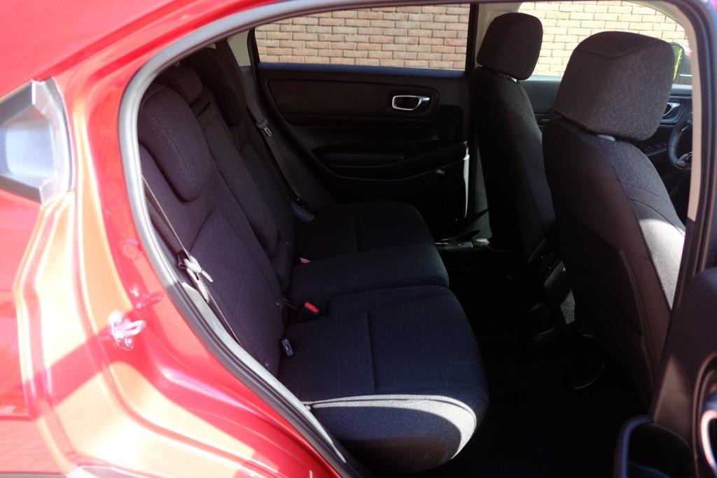 Honda HR-V 1.5 e:HEV 131pk CVT Elegance - Adaptieve cruise - Achteruitrijcamera - Apple CarPlay - Keyless - Stoelverwarming - Parkeersensoren afbeelding 3