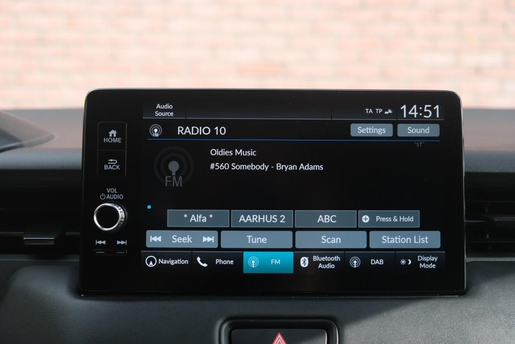 Honda HR-V 1.5 e:HEV 131pk CVT Elegance - Adaptieve cruise - Achteruitrijcamera - Apple CarPlay - Keyless - Stoelverwarming - Parkeersensoren afbeelding 17