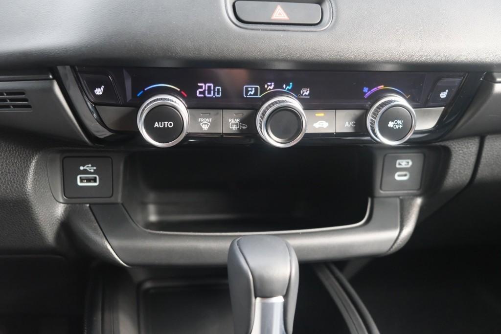 Honda HR-V 1.5 e:HEV 131pk CVT Elegance - Adaptieve cruise - Achteruitrijcamera - Apple CarPlay - Keyless - Stoelverwarming - Parkeersensoren afbeelding 22
