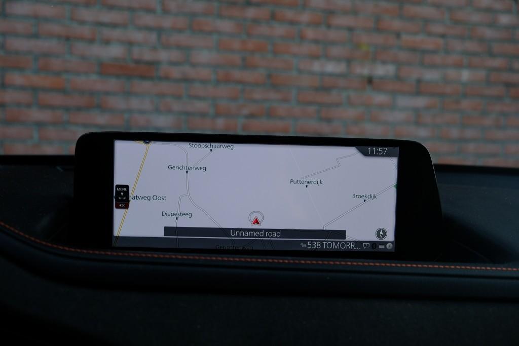 Mazda CX-30 2.5 e-SkyActiv-G M Hybrid 140pk Aut. Nagisa - Head-up display - Bose - Adaptieve cruise - Achteruitrijcamera - Dodehoekdetectie - Stoelverwarming - Elektrische achterklep - Keyless afbeelding 17