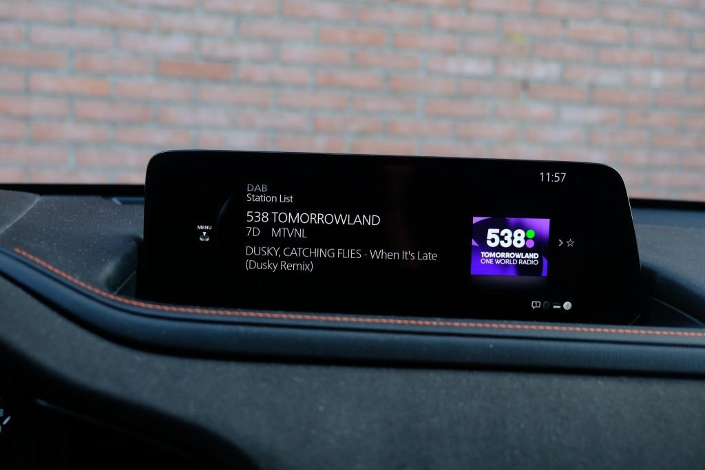 Mazda CX-30 2.5 e-SkyActiv-G M Hybrid 140pk Aut. Nagisa - Head-up display - Bose - Adaptieve cruise - Achteruitrijcamera - Dodehoekdetectie - Stoelverwarming - Elektrische achterklep - Keyless afbeelding 18