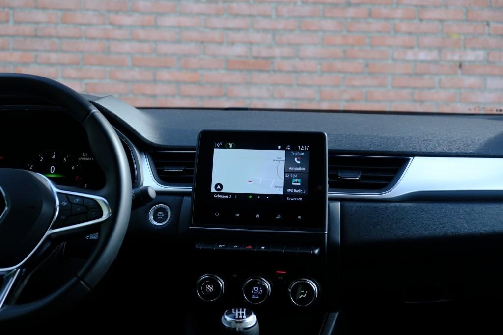 Renault Captur 1.0 TCe 90pk Techno - Apple CarPlay - Achteruitrijcamera - Navigatiesysteem - Cruise control - Climate control - LED koplampen - Parkeersensoren afbeelding 14